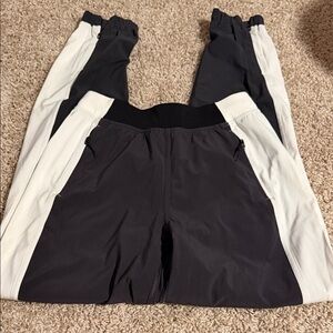 Adapted State High-Rise Jogger Colourblock size 4! Lululemon